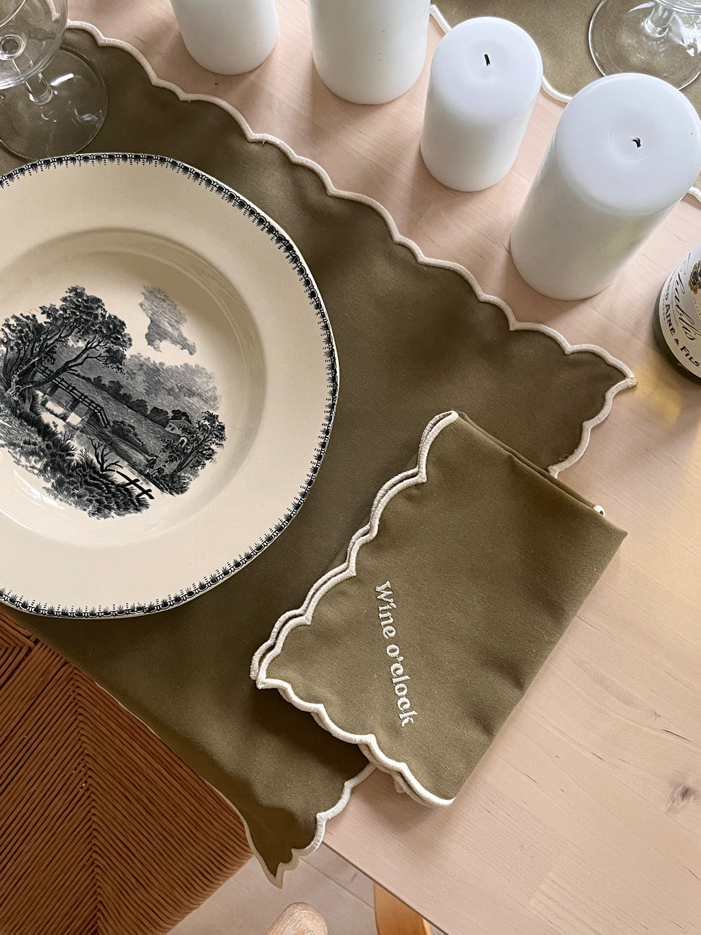 Napkin Wine o'clock Olive